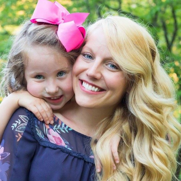 Wifey, Momma, Teacher & Everything in Between! - Picture 1 of 2